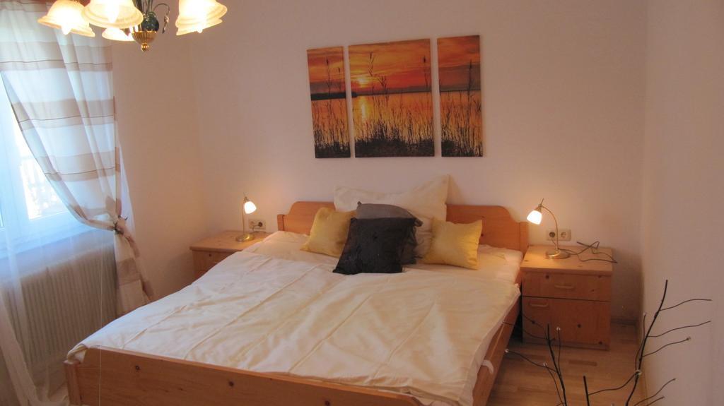 שטיינבאך אם אטרזי Wohnung Am See מראה חיצוני תמונה