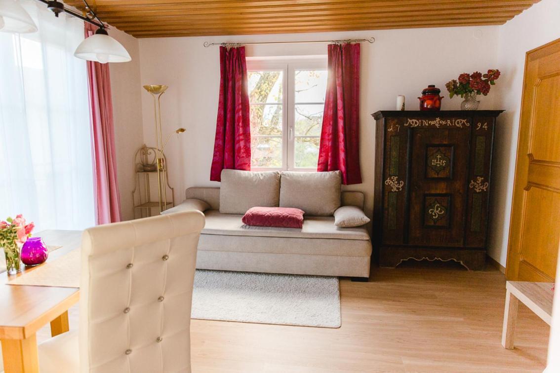 שטיינבאך אם אטרזי Wohnung Am See מראה חיצוני תמונה