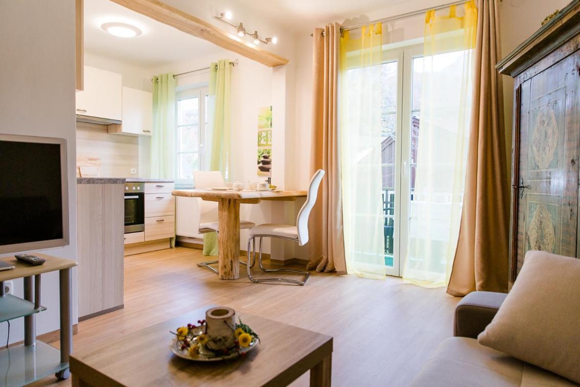 שטיינבאך אם אטרזי Wohnung Am See מראה חיצוני תמונה
